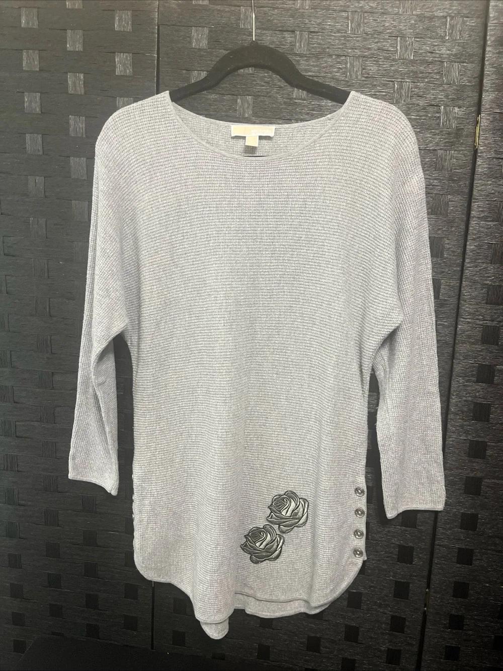 Michael Kors Waffle Knit Sweater With Embroidered Roses & Buttons Sz M. See Pics